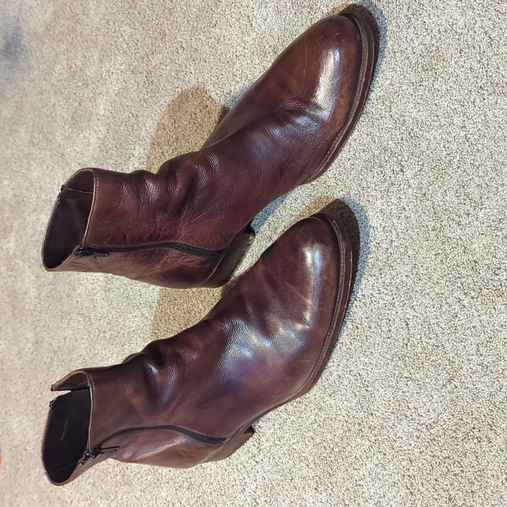 Magnanni brown ankle boots